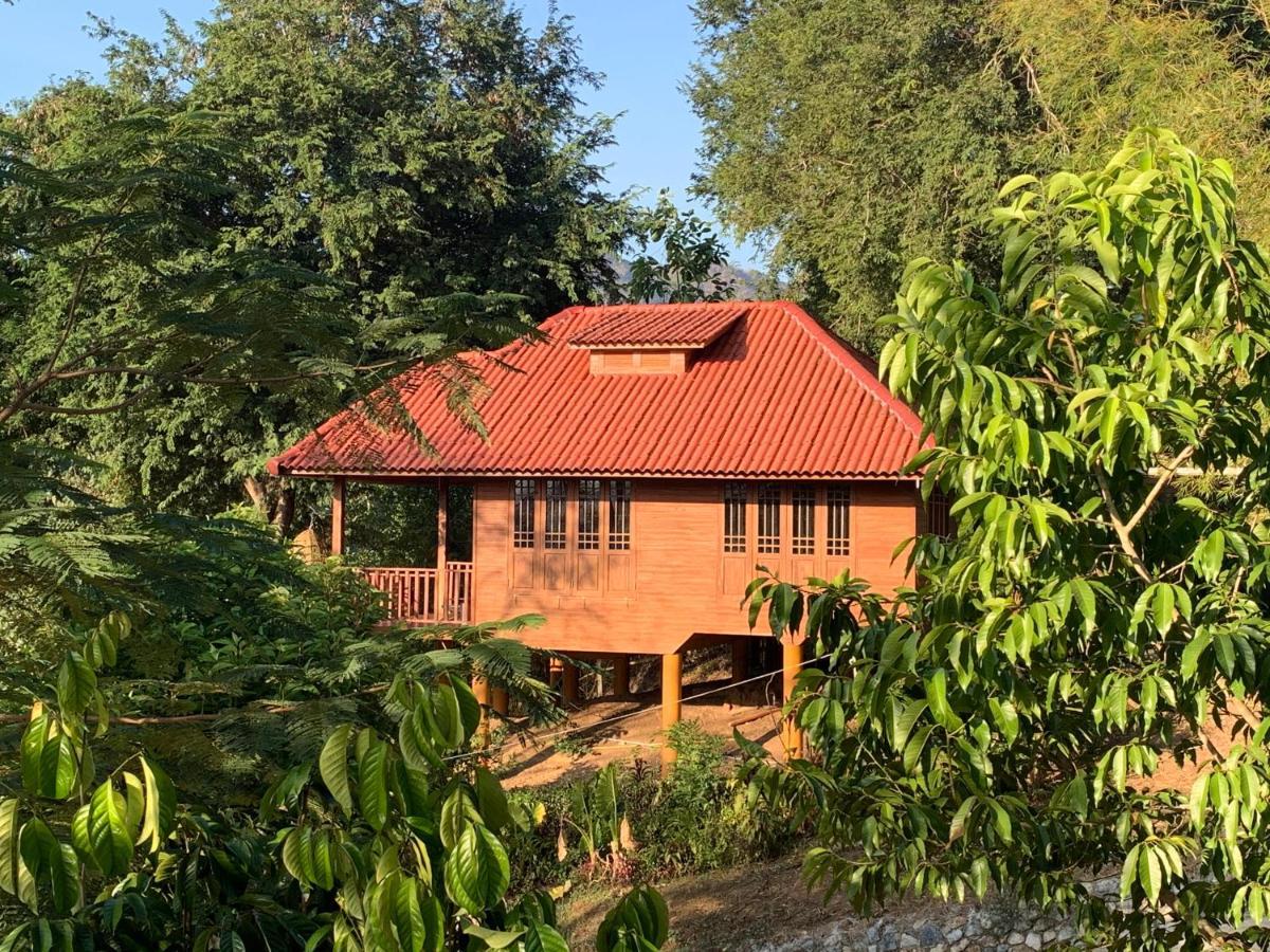 Baanrai Khunya บ้านไร่คุณย่า Sai Yok Ngoại thất bức ảnh