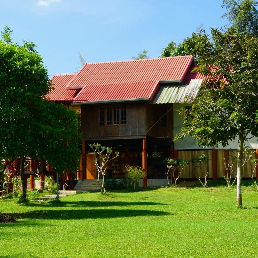 Baanrai Khunya บ้านไร่คุณย่า Sai Yok Ngoại thất bức ảnh